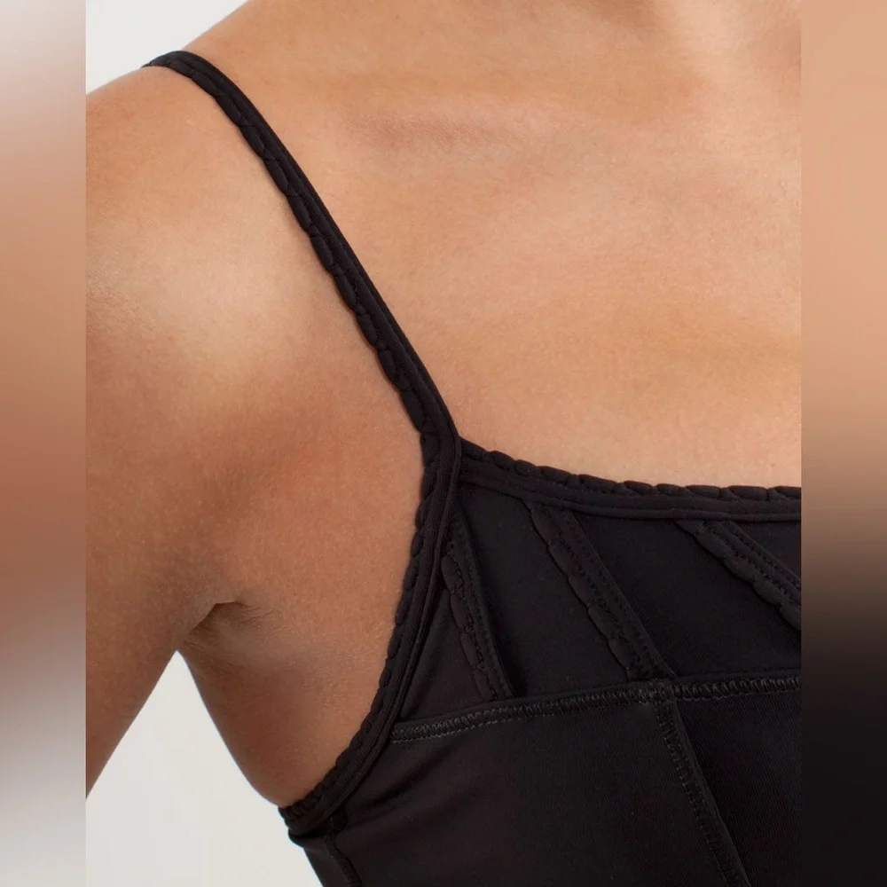 LULULEMON Debut Black Tank Top w Built-in Bra